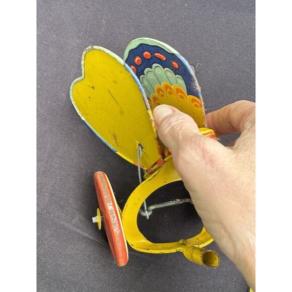 Vtg 1950’s J. Chein & Co. Tin Litho Butterfly Push Toy w Stick Flaps Wings- T24 - Picture 10 of 11